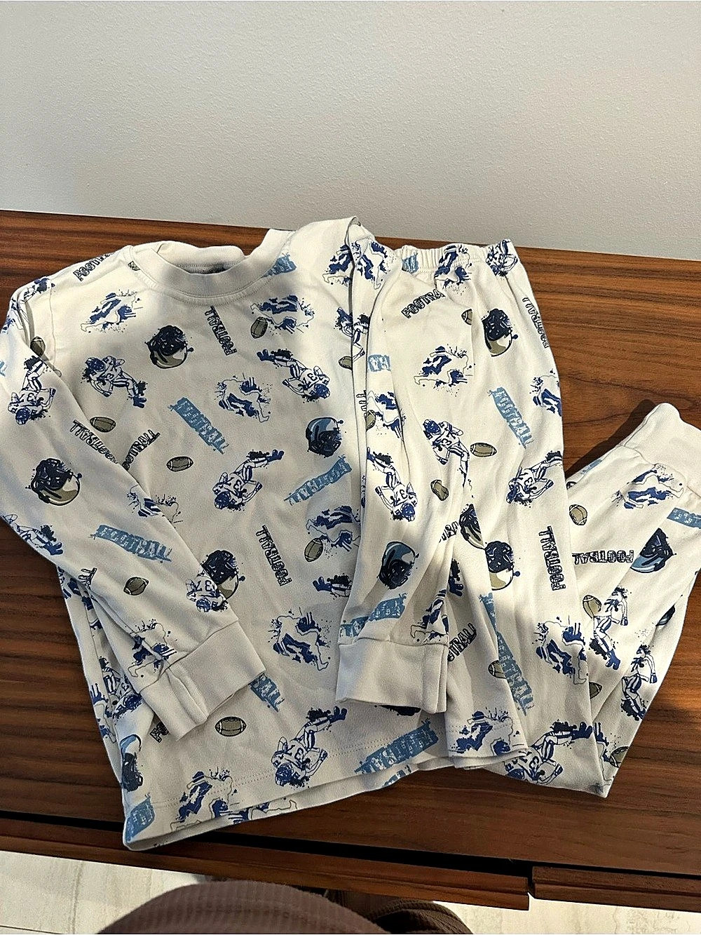 100% cotton' Pajama Set White & Blue Size 8